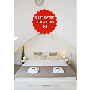 Hisa Pod Gradom Laibach