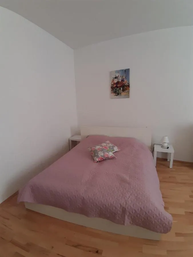 Bonbon Apartment Vienna Austria